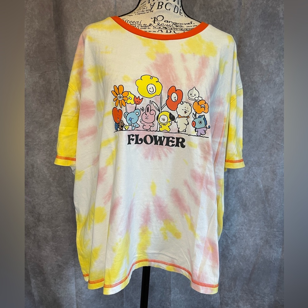 BT21 Tie-Dye Flower Graphic T-Shirt Women’s 2X